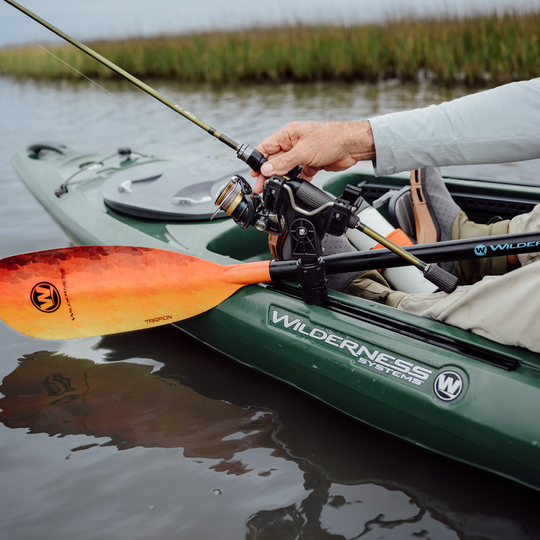 Kayak Wilderness Systems Tarpon 105 - Propulsión a Remo