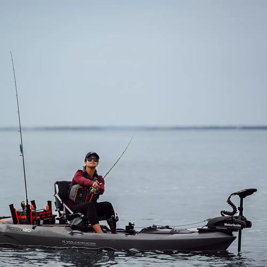 Kayak Wilderness Systems Recon HD - Propulsión a Remo o Motor