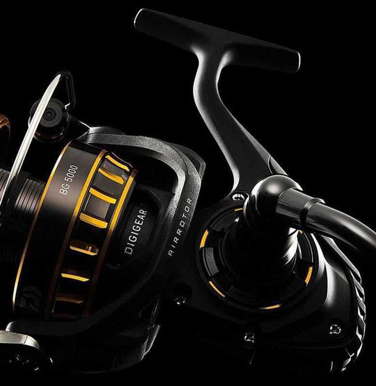 Carrete Daiwa BG Black Gold en Spinning - Apto para Agua Salada