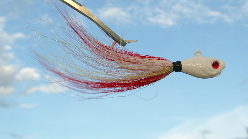 Señuelo Plumero (Bucktail Jig) - Varios Colores y Tamaños