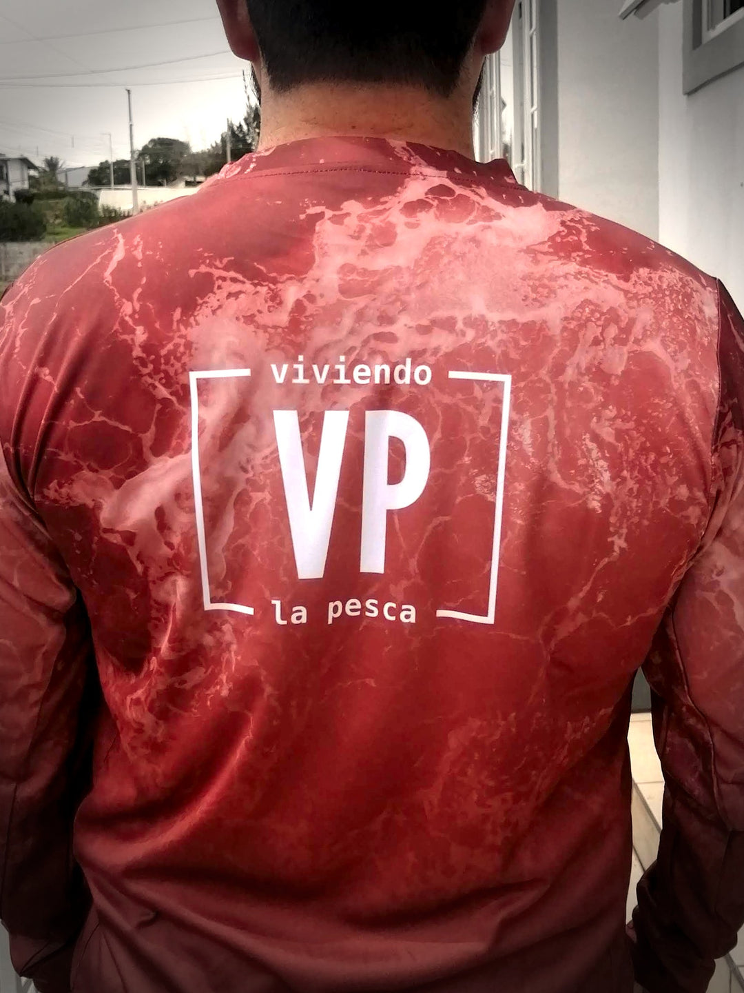 Camiseta Coastal Flagship con Protección UV, Secado Rápido, Respirable