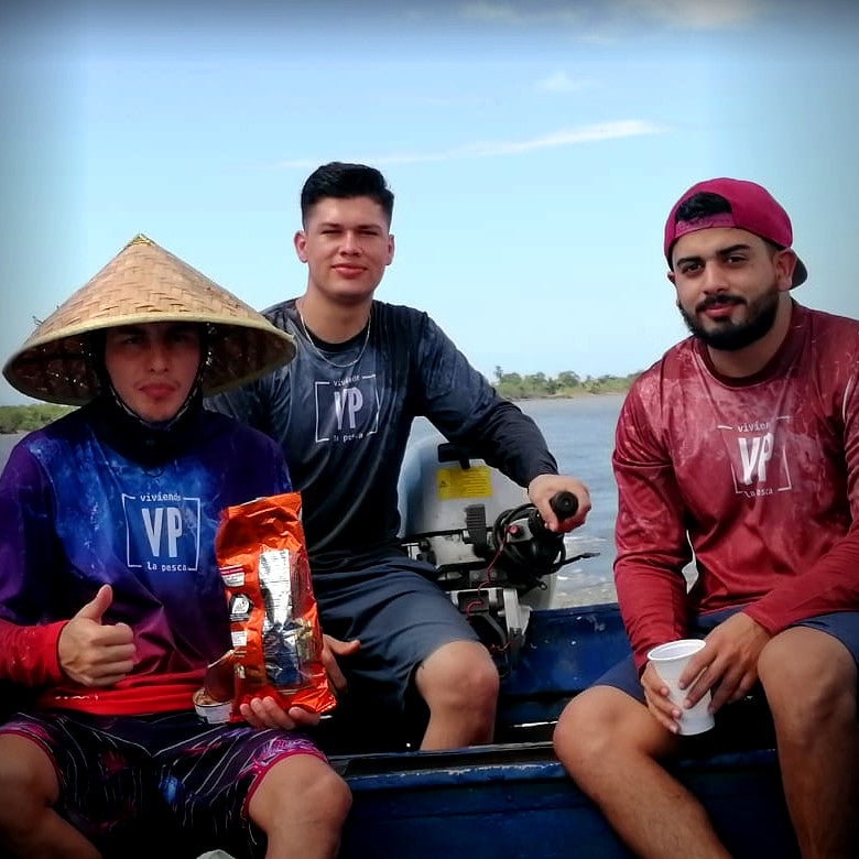 Camiseta Coastal Flagship con Protección UV, Secado Rápido, Respirable